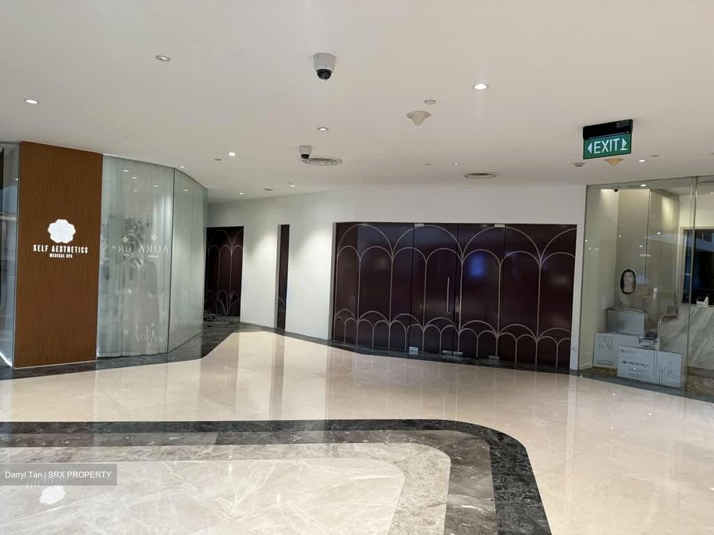 Palais Renaissance (D9), Shop House #566940251